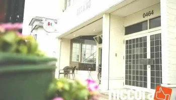 登別ゲストハウス赤と青 - 登別市