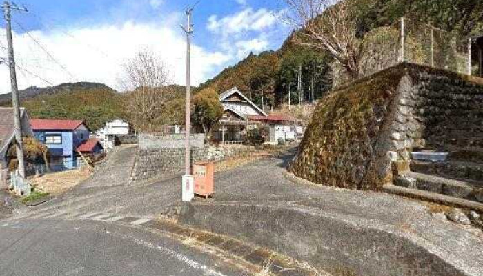 He Tong Hui She Q3kiyu Bitsuku Subete - 川根本町