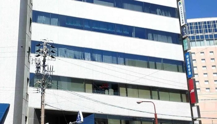 Ri Yan To Taruso ShinguZhu Shi Hui She Si Ri Shi Shi Ye Suo Subete - 四日市市