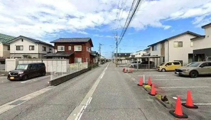 Zhu Shi Hui She Riaraizu Subete - 富山市