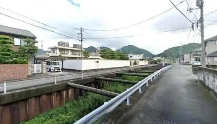 Zhu Shi Hui She Seruhui Shan Kou Subete - 山口市