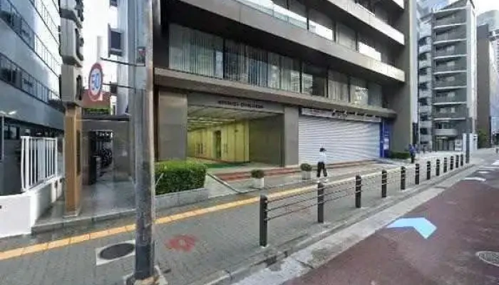 Zhu Shi Hui She Uizu Subete - 大阪市