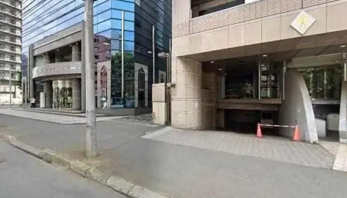 Zhu Deirukusu Subete - 札幌市