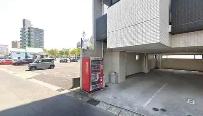 Da Nakomiyunike ShiyondezainHe Tong Hui She Xue Yadoru Da Na Sutori Tobiyu To 360deg Biyu - 鹿児島市