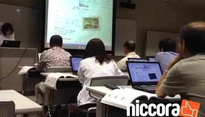 NpoFa Ren Komakie Komiyuniteinetsutowa Ku Dong Hua - 小牧市