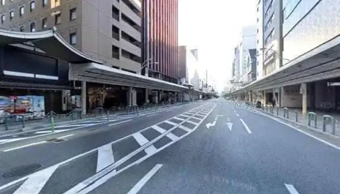 Pa SorutenpusutatsuhuZhu Shi Hui She Jing Du Ohuisu Sutori Tobiyu To 360deg Biyu - 京都市