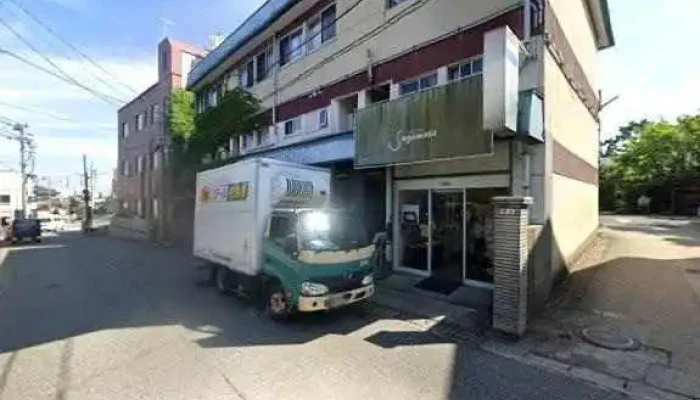 Sumahoo Da Shisutemu Zhu Shi Hui She Dori Muinobe Shiyon Subete - 新潟市