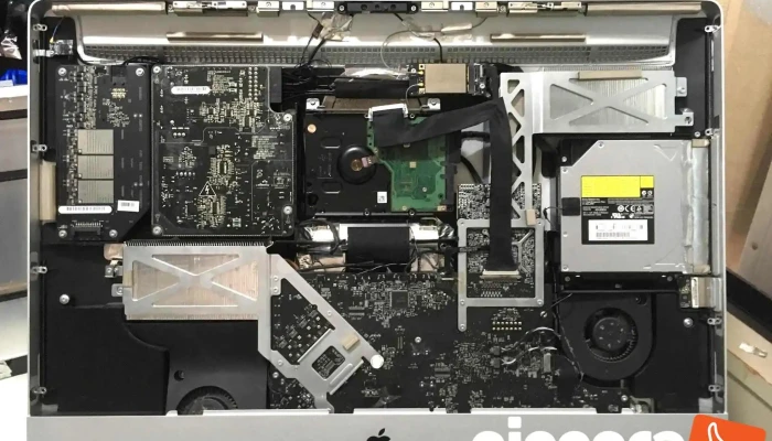 Systems Integrator With Mac -  Wu Nei - 神戸市