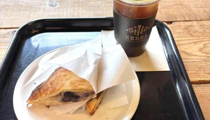 Zebra Coffee Croissant Jin Jiu Jing Ben Dian Zebura Ko Hi Andokurowatsusan Zui Xin - 相模原市